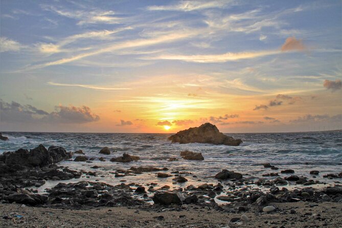 Private sunrise hike to Aruba's Natural Pool (Conchi) - The coast, bays, and sunrise views