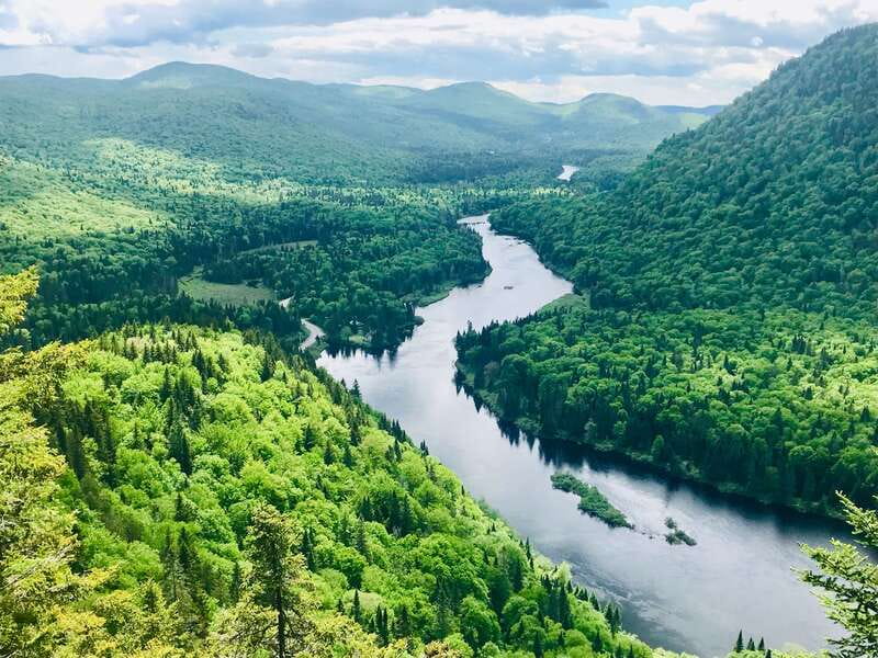 Quebec City: Guided Hike in Jacques-Cartier National Park - Is $108 a fair price?