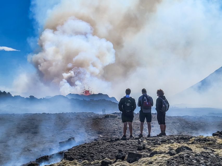 Reykjavík: Guided Afternoon Hiking Tour to New Volcano Site - Who should book this hike?