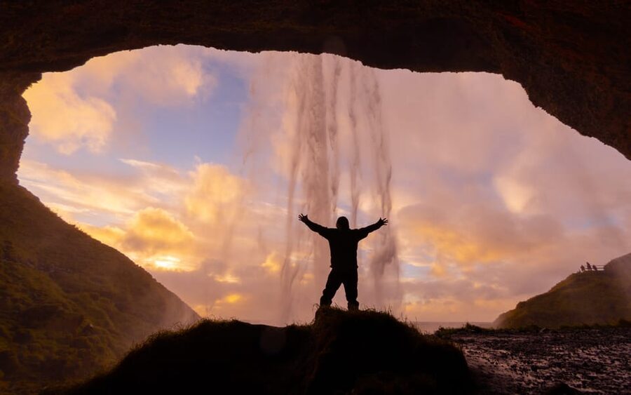 Reykjavík: Iconic Glacier Hike, South Coast & Waterfalls - Who should book this tour?