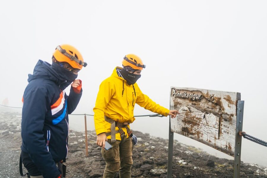 Reykjavik: Thrihnukagigur Volcano Guided Hiking Day Trip - Is $414 a fair price?