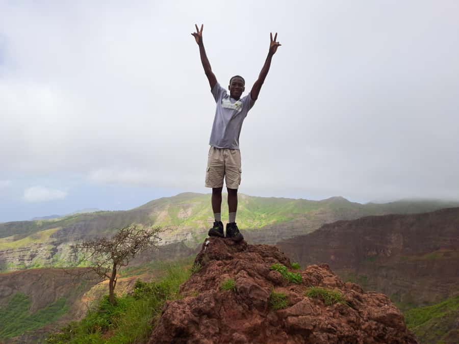 Santiago: Monte Tchota Natural Park to Pico d'Antónia Hike - Guides, languages, and group size