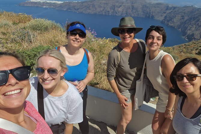 Santorini: 4hr Small Group Caldera Hike from Fira to Oia - Why the Fira to Oia route is Santorini’s classic walk