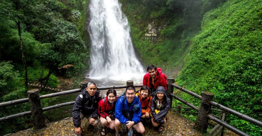 SaPa: 2-Day Villages,Rice Fields, Love Waterfall Hiking Tour - Love Waterfall, Silver Waterfall, and the national park