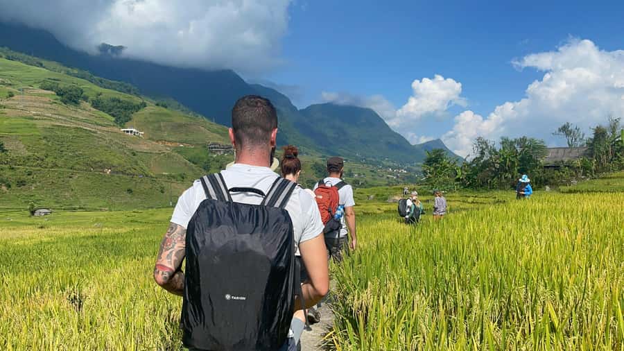 Sapa: Private The Most Beautiful Terraced Fields Trekking - The guides make the difference