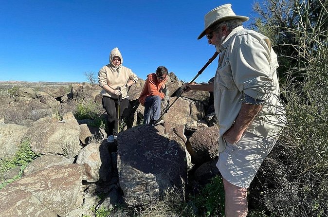 Sedona Archaeology Hiking Tour - A 1.5-mile hike with one steep incline