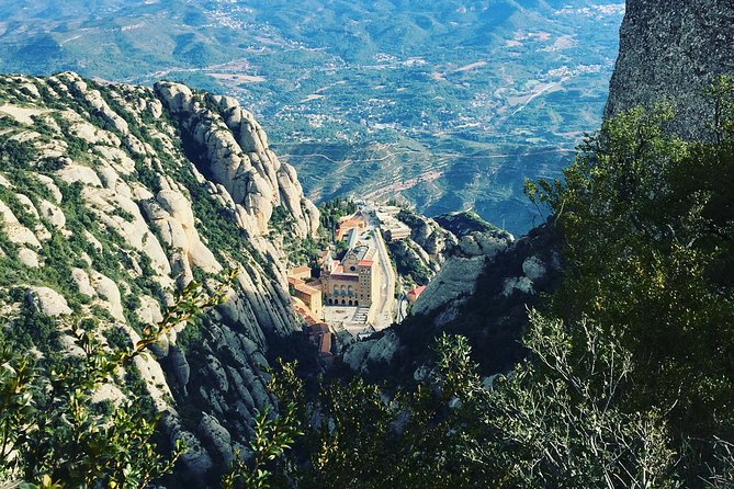 Semi-Private Montserrat Monastery, Funicular & Scenic Nature Walk - The 75-minute walk through the mountain
