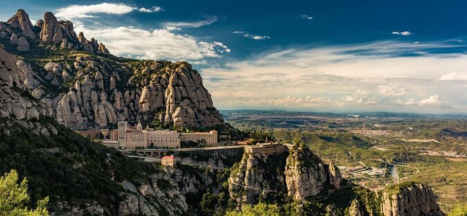 Semi-Private Montserrat Monastery & Hiking Experience - What makes this Montserrat trip worth your morning