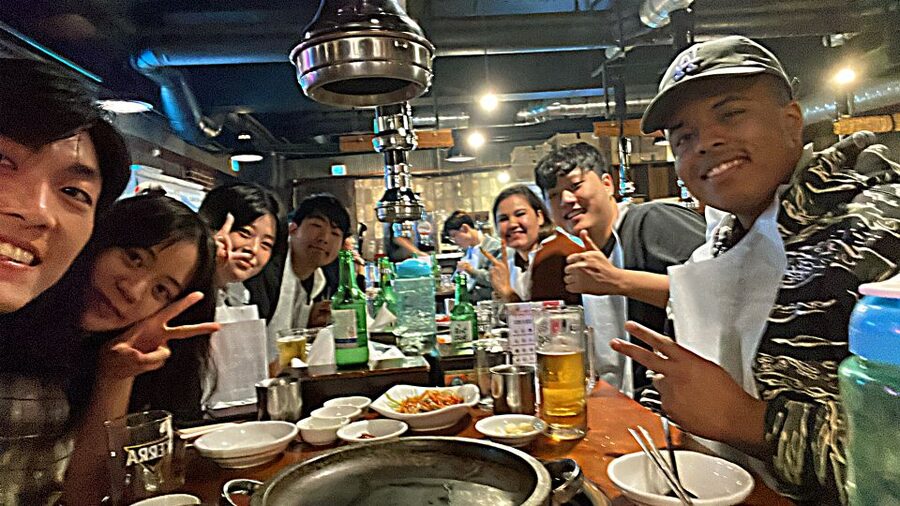 Seoul: Guided City Wall Sunset Hike with Korean Dinner - Walking the old fortress wall through Hyehwa