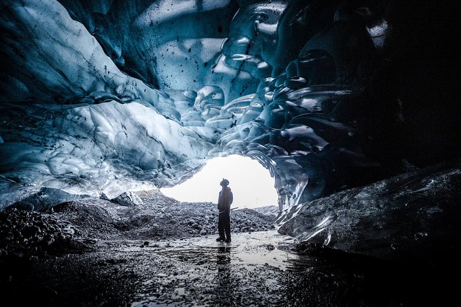 Skaftafell: Blue Ice Cave & Glacier Hike on Vatnajökull - Crevasses, moulins, and photo stops