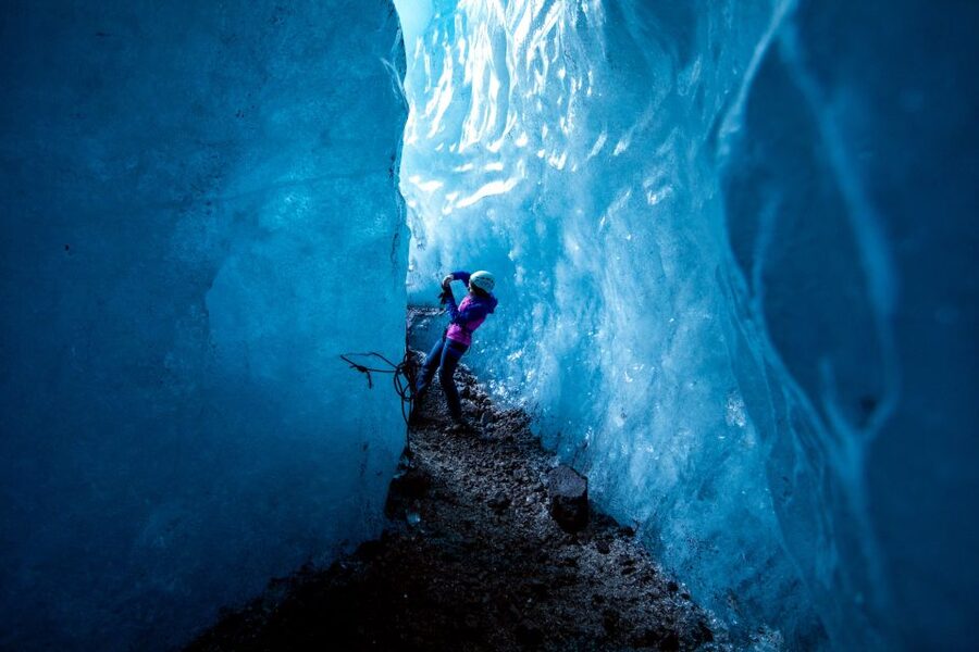 Skaftafell: Ice Cave Tour and Glacier Hike - Four hours, with more walking than riding