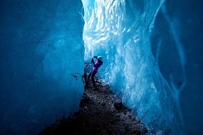 Skaftafell Ice Caving & Glacier Hike - The guides make the difference