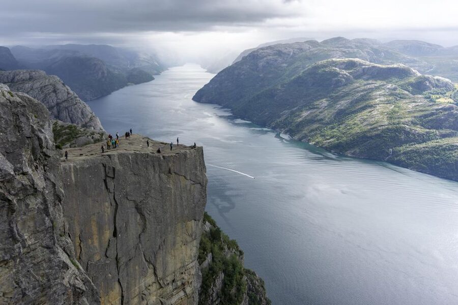Stavanger: Preikestolen Classic Hike and Side Trail - Guides who add more than directions