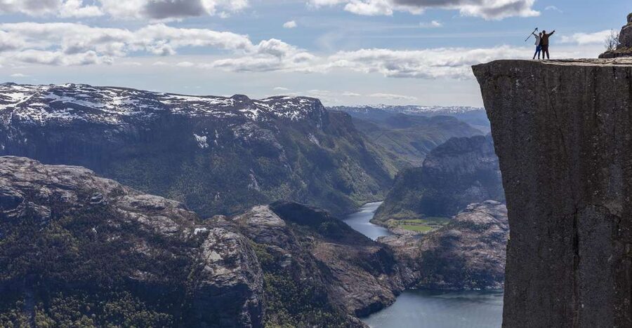 Stavanger: Preikestolen Classic Hike and Side Trail - A serious hike with room to slow down