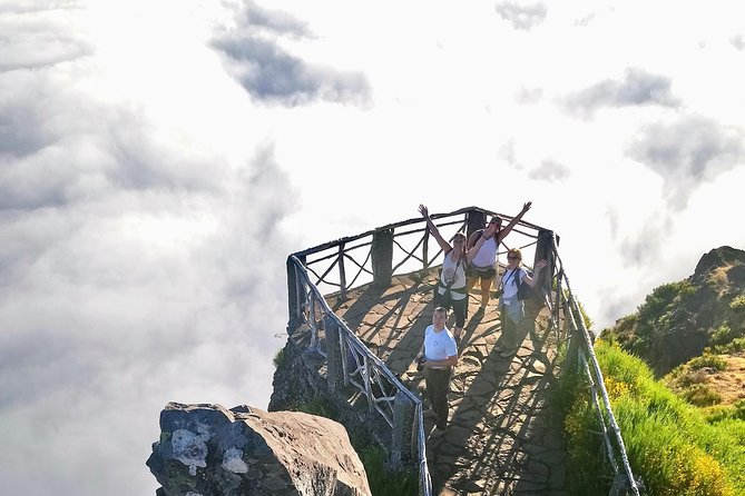 Sunrise Guided Hike PR1 Pico do Areeiro Pico Ruivo small group - Is the $120.94 price good value?