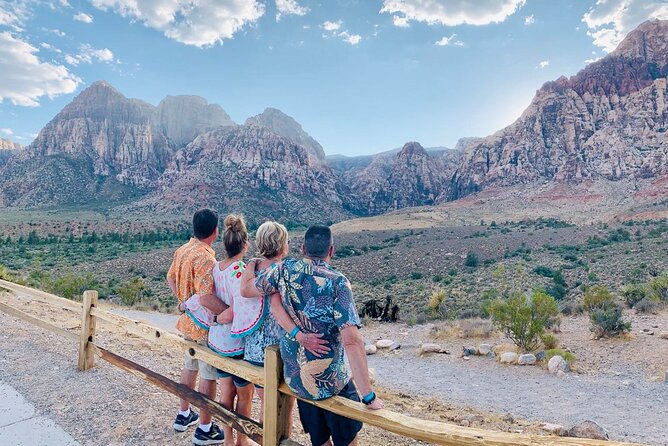 Sunset Hike and Photography Tour near Red Rock with Optional 7 Magic Mountains - Who will enjoy this outing most