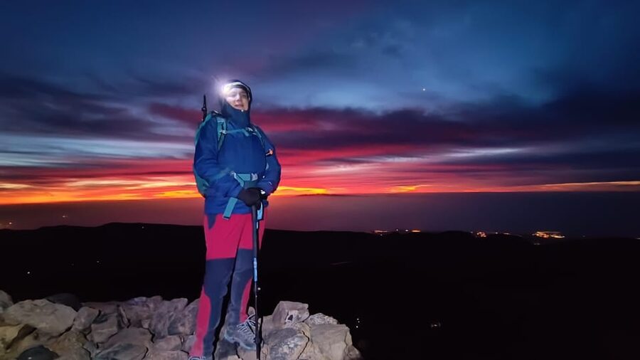 Tenerife: Teide Night Hike to Watch Sunrise and Shadow - What makes the summit difficult