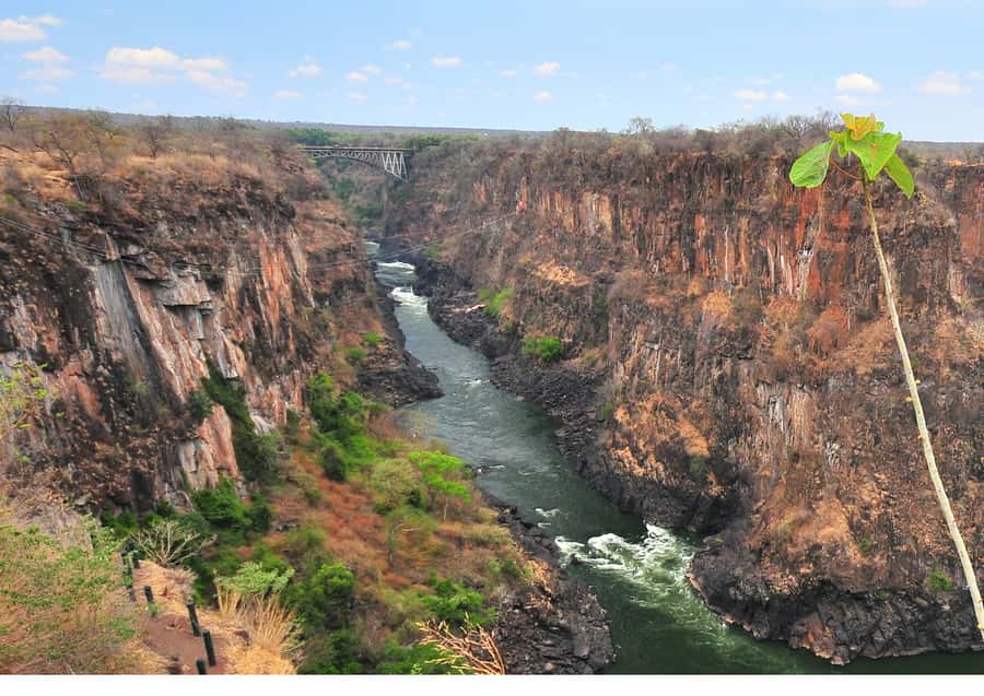 Victoria Falls Gorge Hike & Farm to Table Village Lunch - Four hours of gorge views and uneven ground