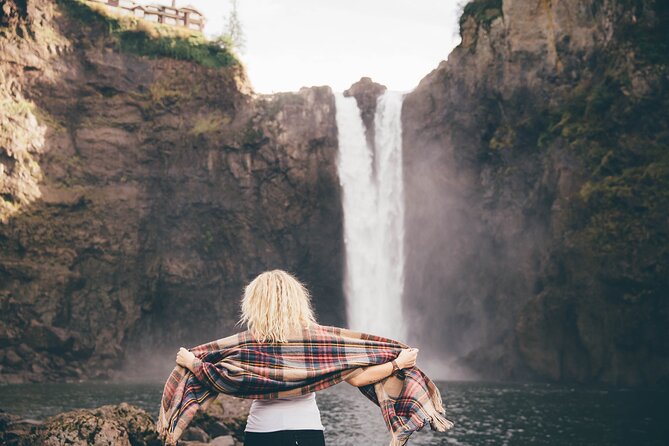Visit Snoqualmie and Hike to Twin Falls (Transportation included) - Meeting near Chinatown and riding into the Cascades